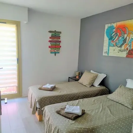 Apartment Palais Royal, Plages A Pied, Centre St Raphael *