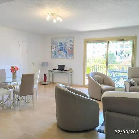 Palais Royal, Plages A Pied, Centre St Raphael Apartment Saint-Raphaël